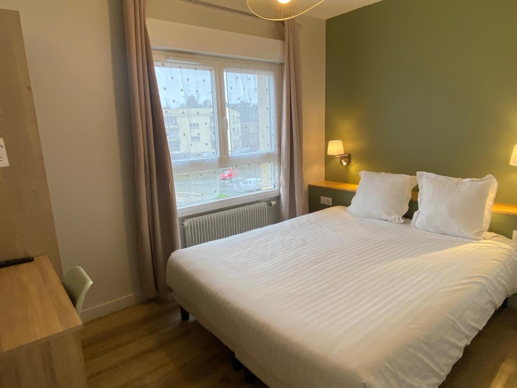 Fougères Hotel De Bretagne מראה חיצוני תמונה