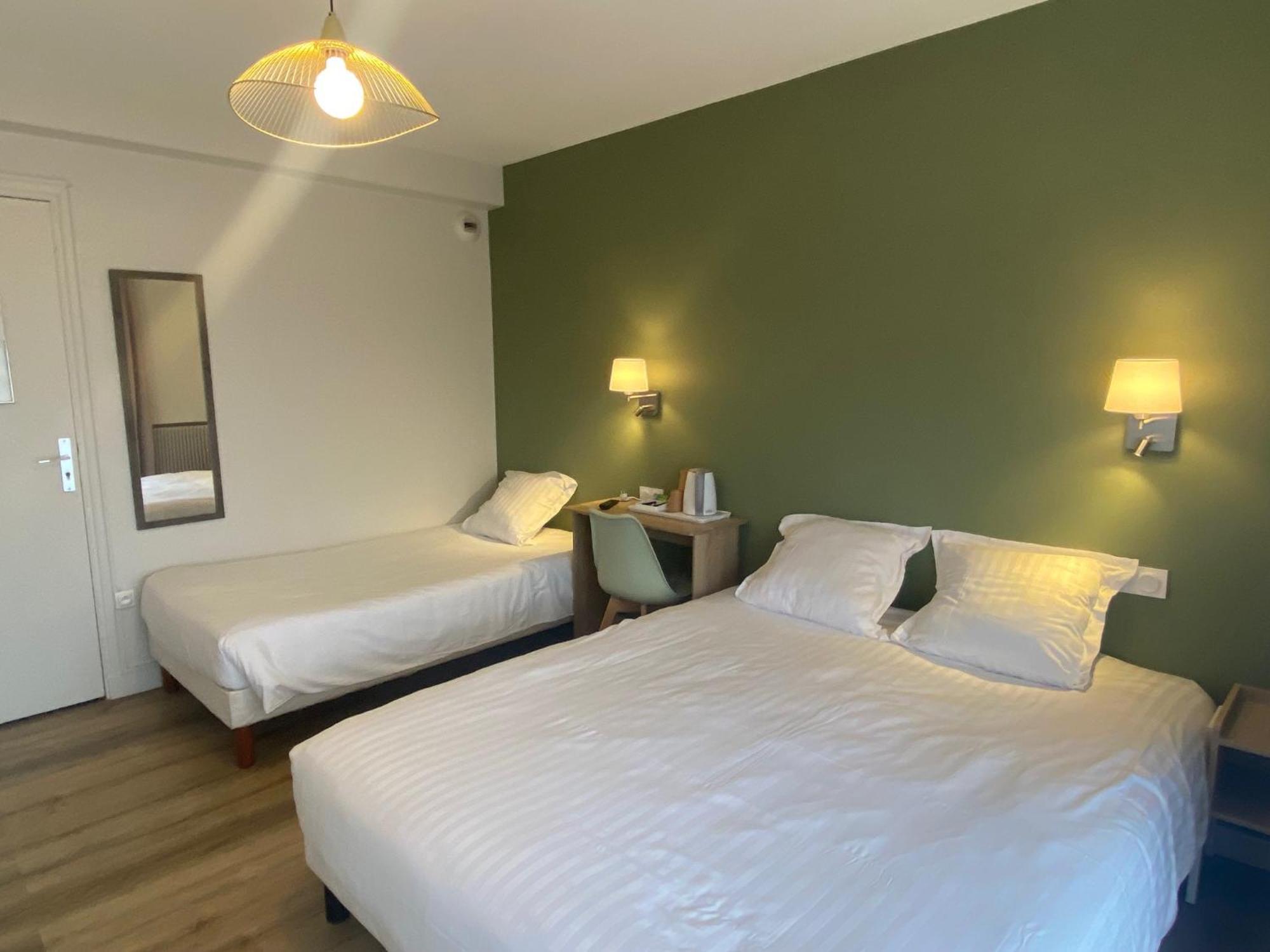 Fougères Hotel De Bretagne מראה חיצוני תמונה