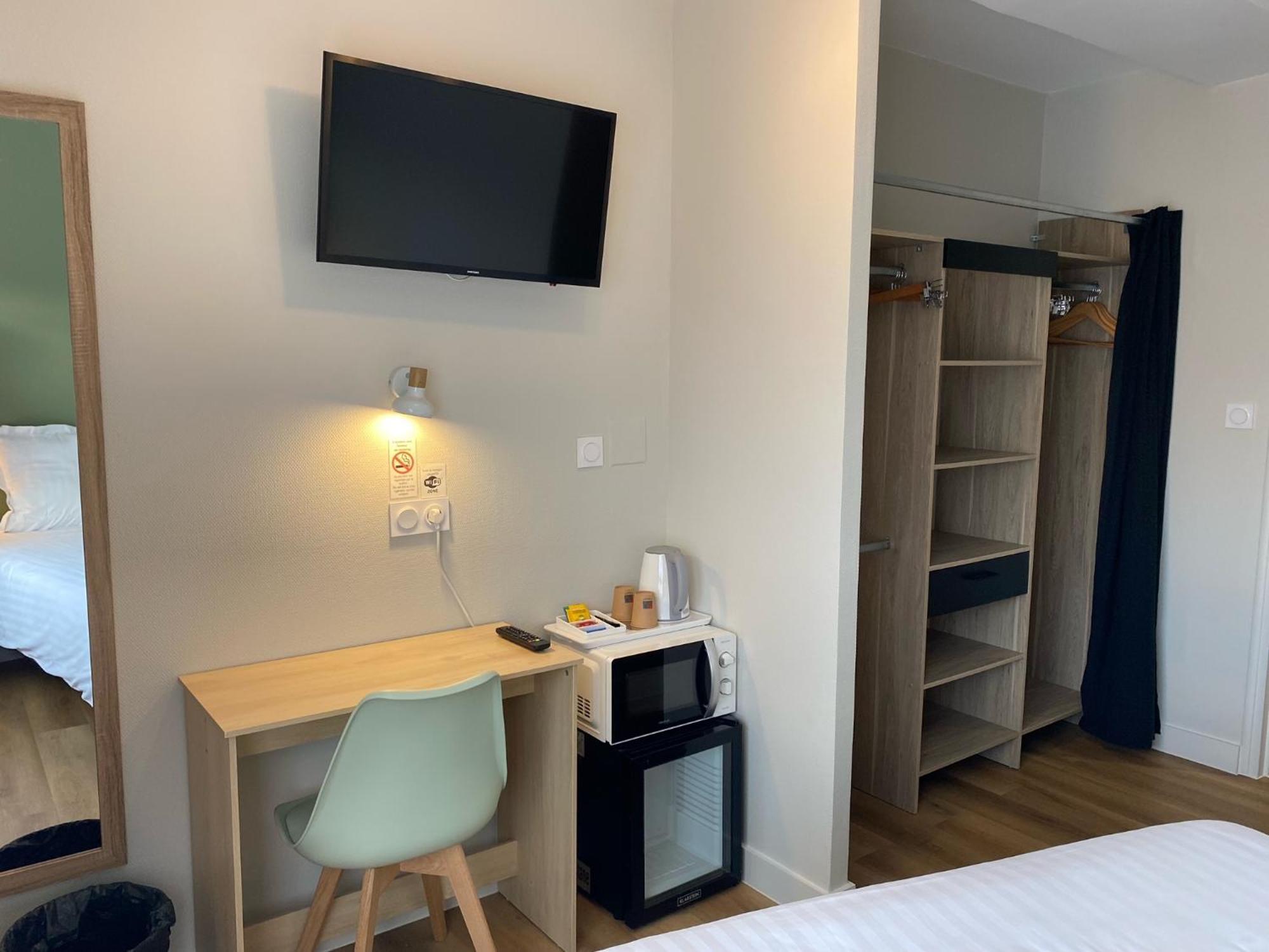 Fougères Hotel De Bretagne מראה חיצוני תמונה
